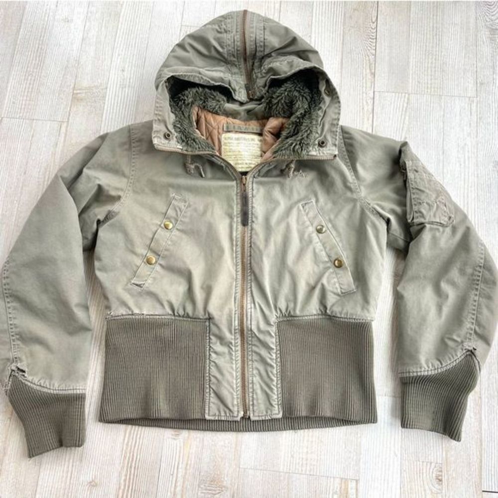Alpha Industries Green Bomber Jacket with Hood and Ribbed Cuffs